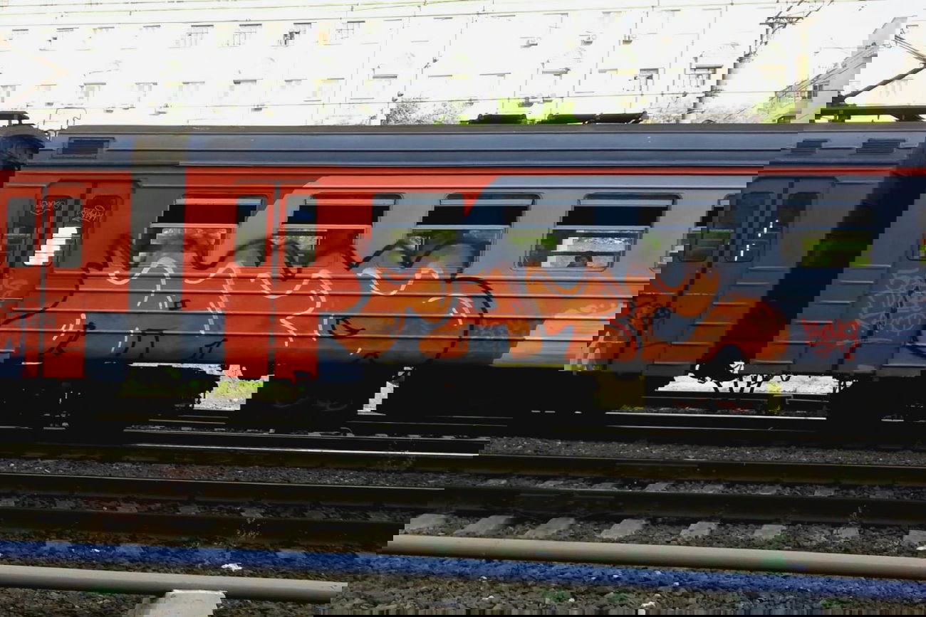 Graffiti Train - Photo by GutsCrew - GUTS (2013)