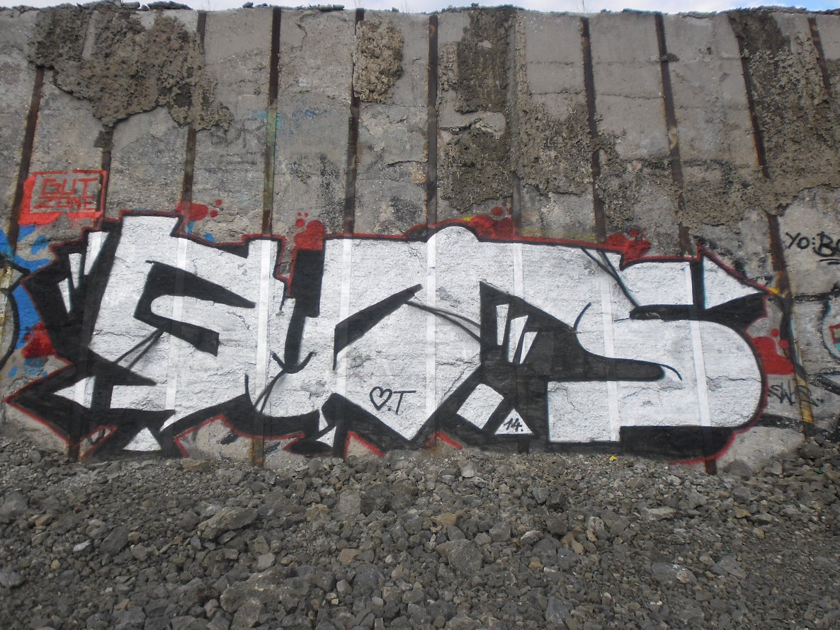 Graffiti Wall in Ostrava - Photo by Gutzone - Gutz, Yo:BO (2014)