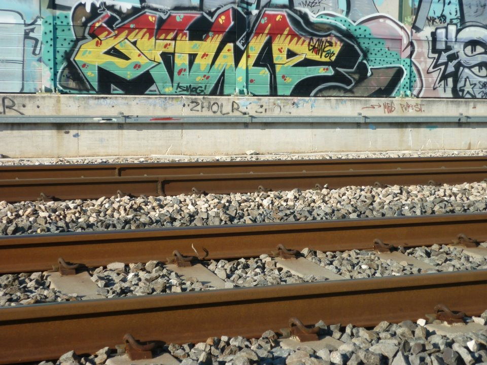 Graffiti Wall in Italy - Photo by Gw17