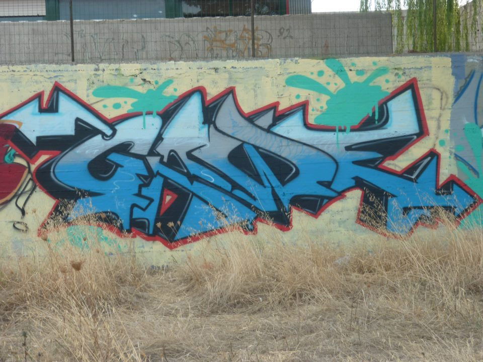 Graffiti Wall in Italia - Photo by Gw17