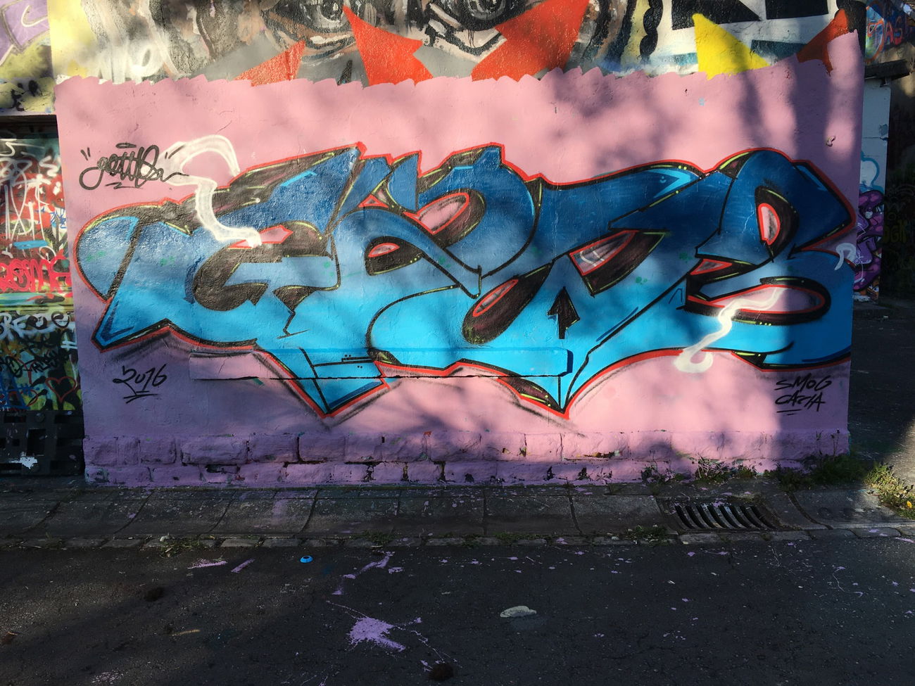 Graffiti Wall - Photo by Gw17