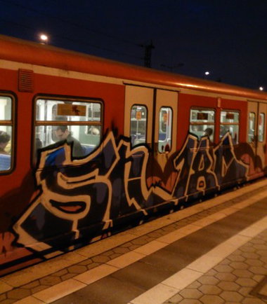 Graffiti Train in Hamburg - Photo by HAMBURG7 - 180, sn, 180crew (2013)