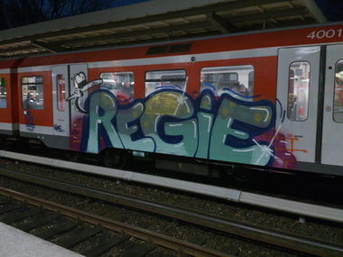 Graffiti Train - Photo by HAMBURG7 - regie, gms, zorn (2013)
