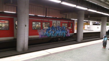 Graffiti Train in Hamburg - Photo by HAMBURG7 - cfhh, hsv (2013)