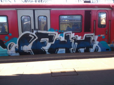 Graffiti Train in Hamburg - Photo by HAMBURG7 - cfhh, hsv, gfk (2014)