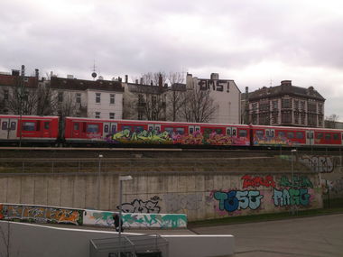 Graffiti Train in Hamburg - Photo by HAMBURG7 - cosak, giels, maus (2014)