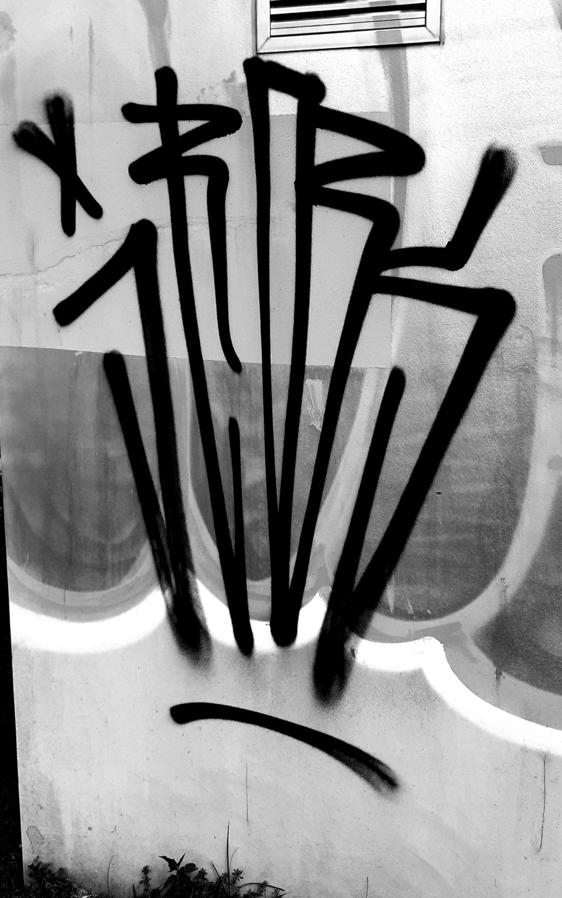 Graffiti Artwork - Photo by HANZO - IROK (2021)