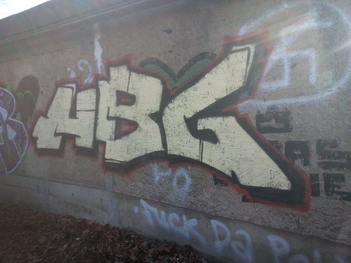 Graffiti Wall in Leipzig - Photo by HBGcrew - hbg (2015)