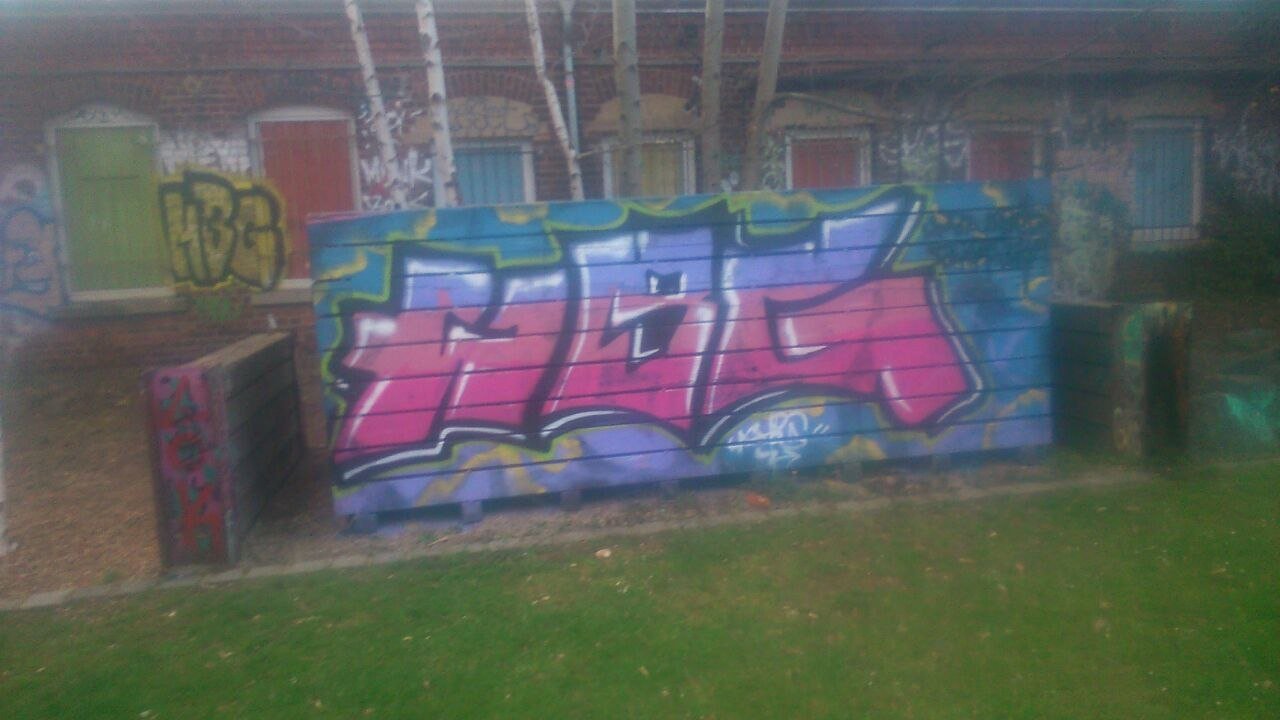 Graffiti Wall in Leipzig - Photo by HBGcrew - hbg (2015)
