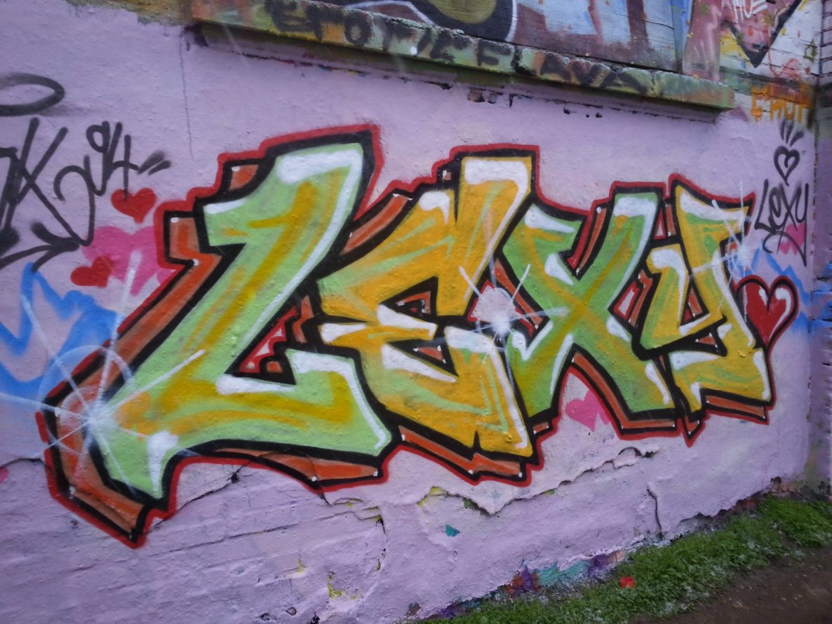 Graffiti Wall in Leipzig - Photo by HBGcrew - lexy (2015)