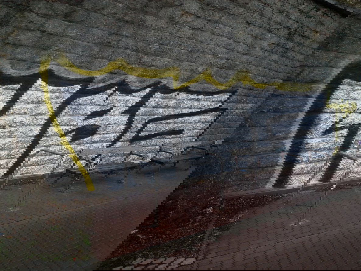 Graffiti Bombing in Leipzig - Photo by HBGcrew - hbg (2014)