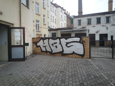 Graffiti Bombing in Leipzig - Photo by HBGcrew - HBG (2014)