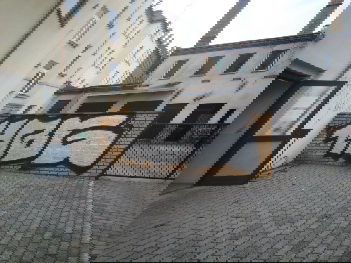 Graffiti Bombing in Leipzig - Photo by HBGcrew - HBG (2014)