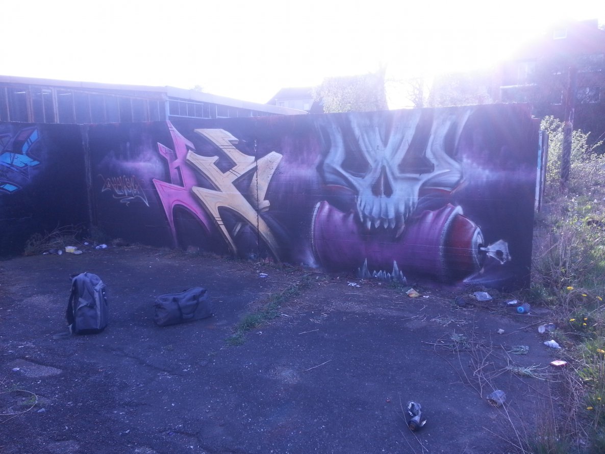 Graffiti Wall - Photo by HENCOK - hk