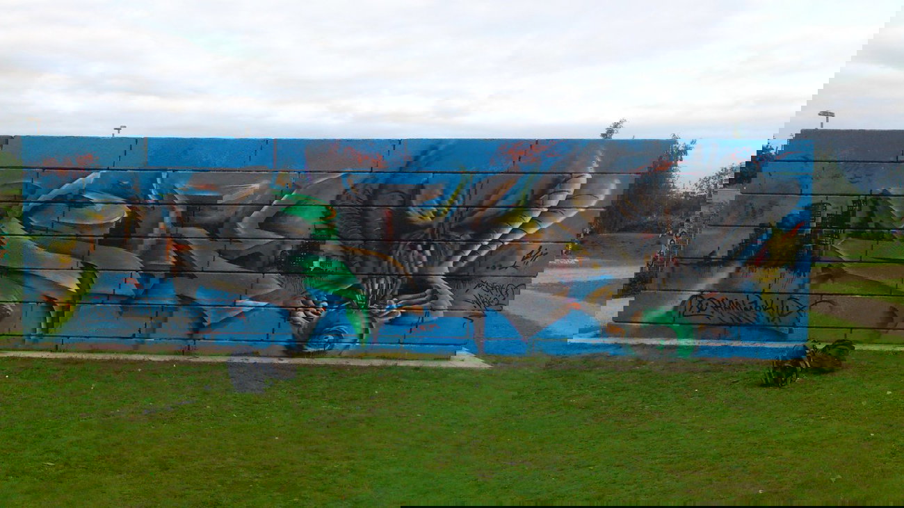 Graffiti Wall - Photo by HENCOK - henk