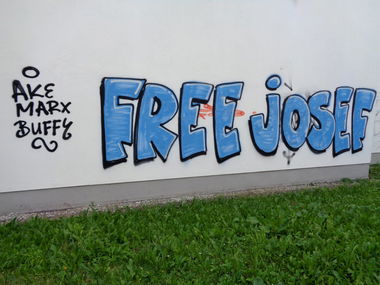 Graffiti Bombing in Jena - Photo by HOBO - FREE, JOSEF (2014)