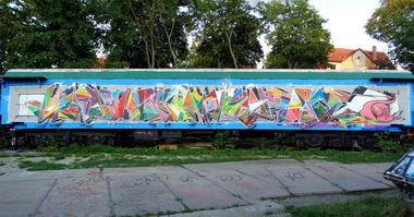 Graffiti Train in Jena - Photo by HOBO - Trash-Train-Hall, Jena (2014)