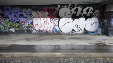 Graffiti Bombing in Prague - Photo by HOBO - POST, OIPSE, ILL (2013)