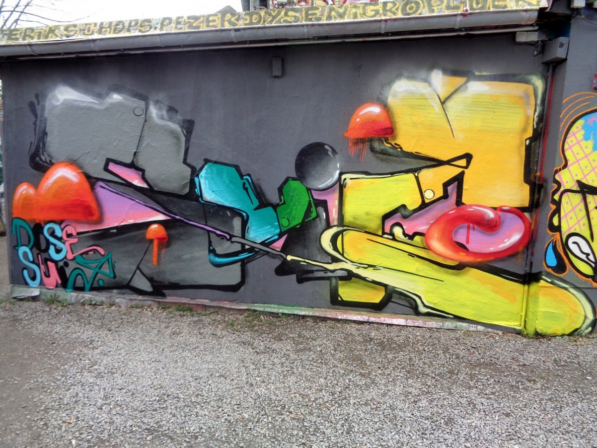 Graffiti Wall in Jena - Photo by HOBO - SUIT (2015)