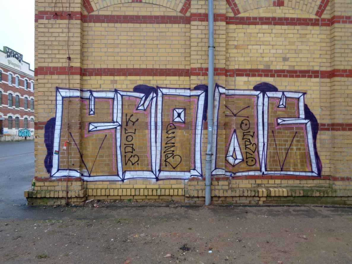 Graffiti Bombing in Leipzig - Photo by HOBO - KLOAK, ULPH, KAOS (2014)