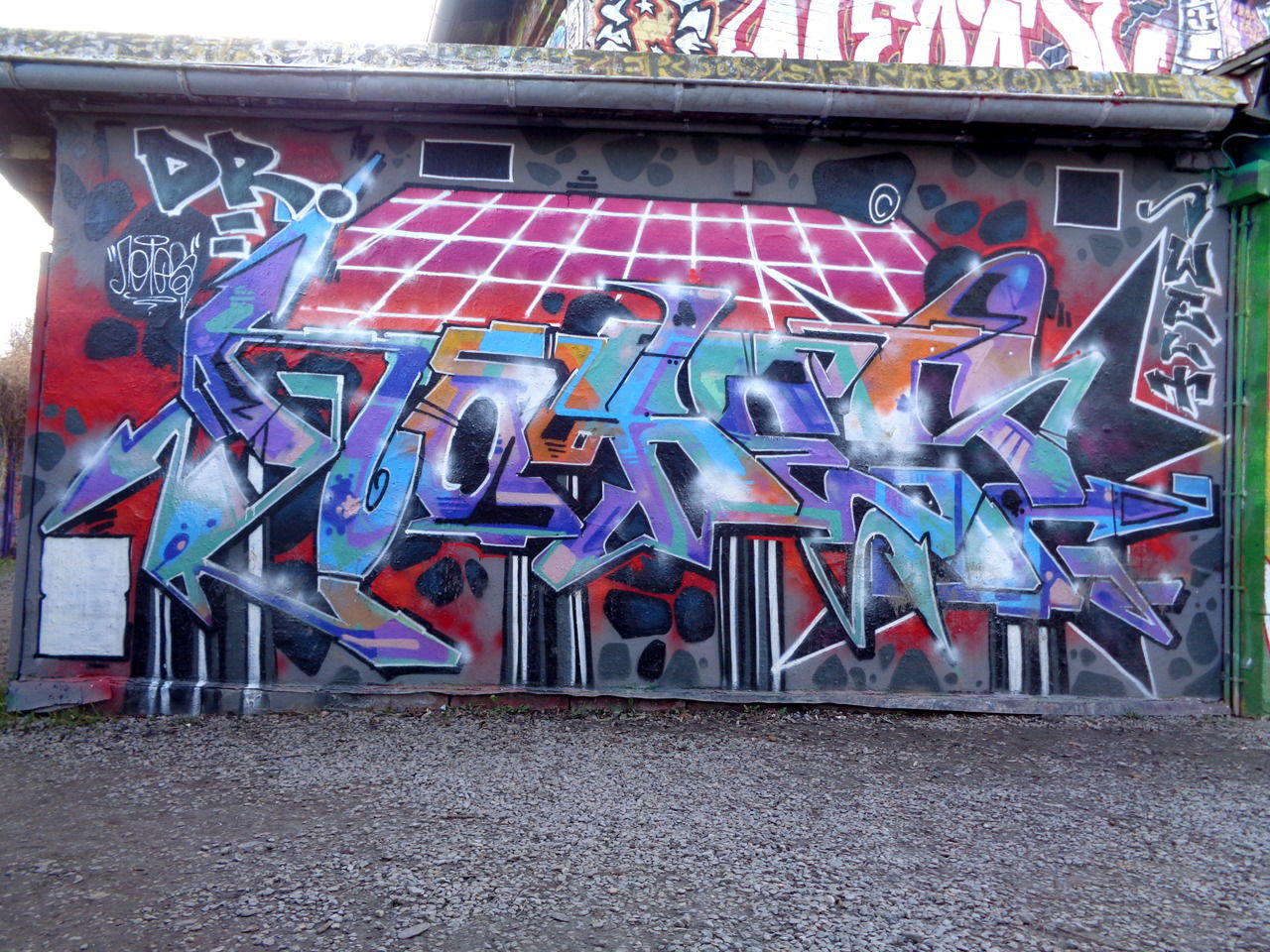 Graffiti Wall in Jena - Photo by HOBO - NOTES (2016)