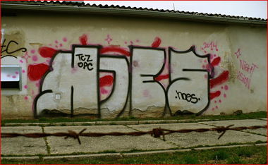 Graffiti Wall - Photo by HOES91 - HOES, HOES91, TC (2014)