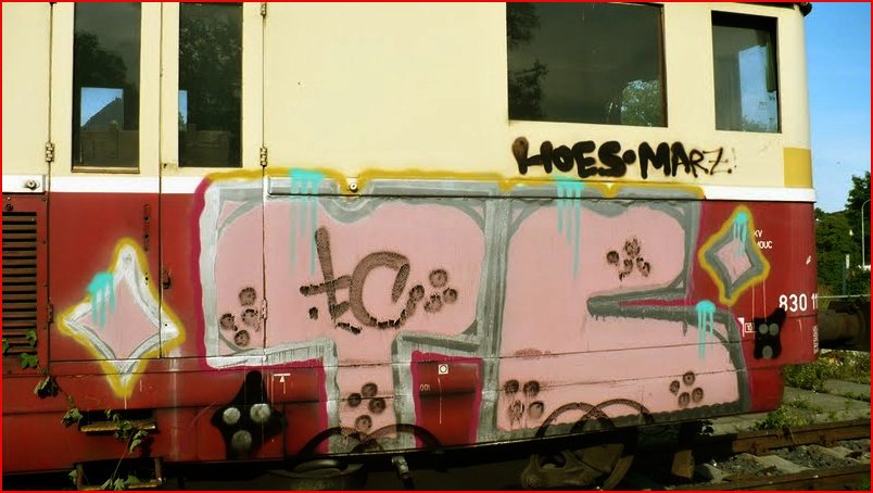 Graffiti Wall - Photo by HOES91 - HOES, HOES91, TC (2014)