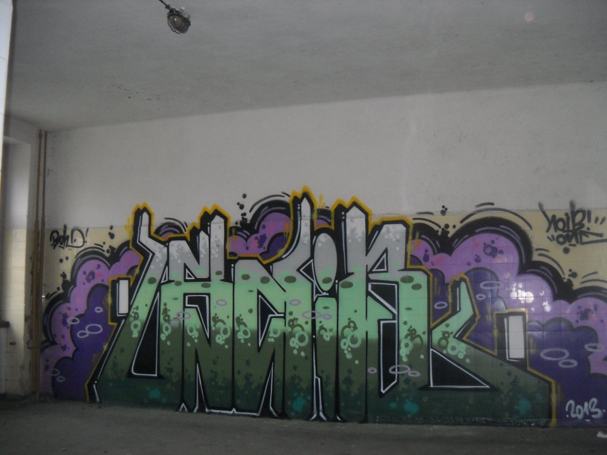 Graffiti Wall in Poland - Photo by HOIB1 (2013)
