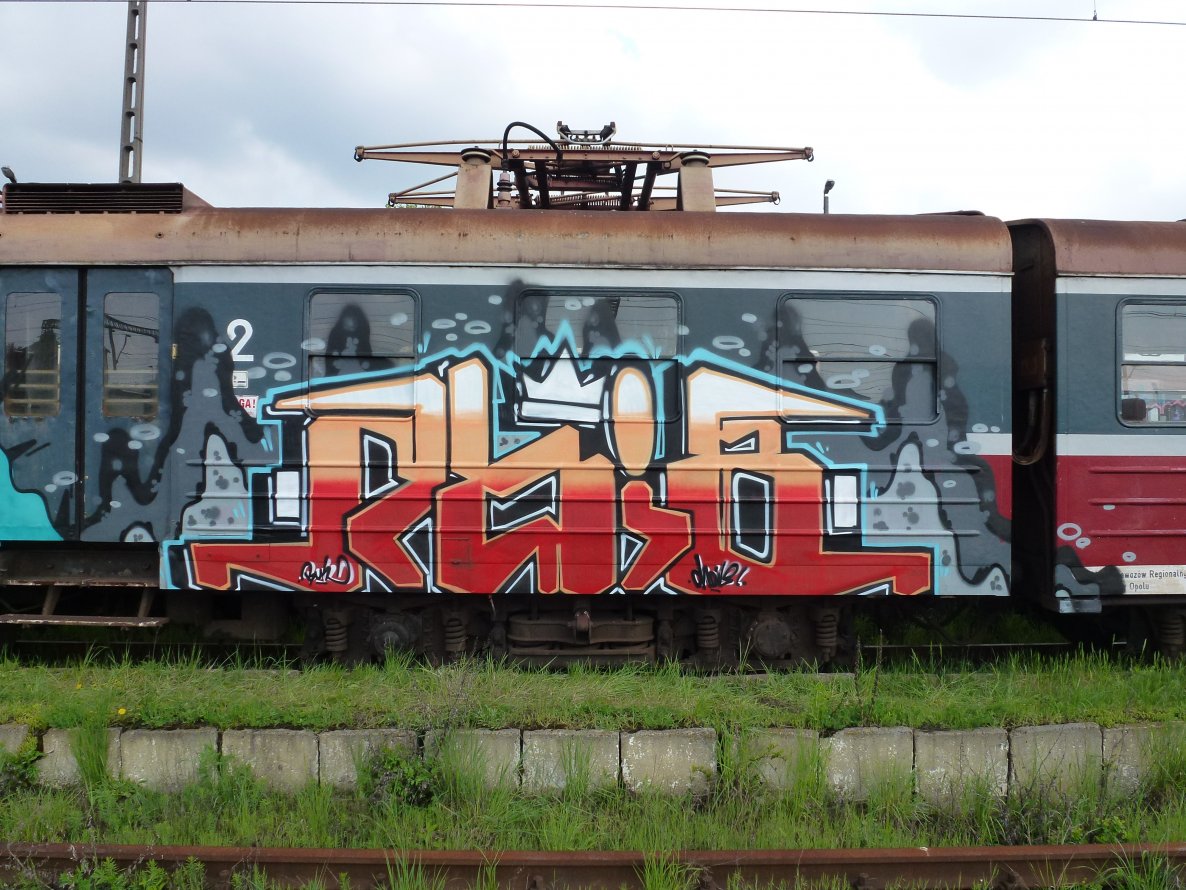 Graffiti Train in Poland - Photo by HOIB1 (2013)