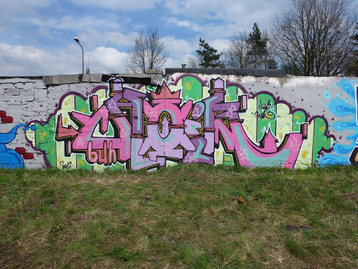 Graffiti Wall in Russia - Photo by HOIB1