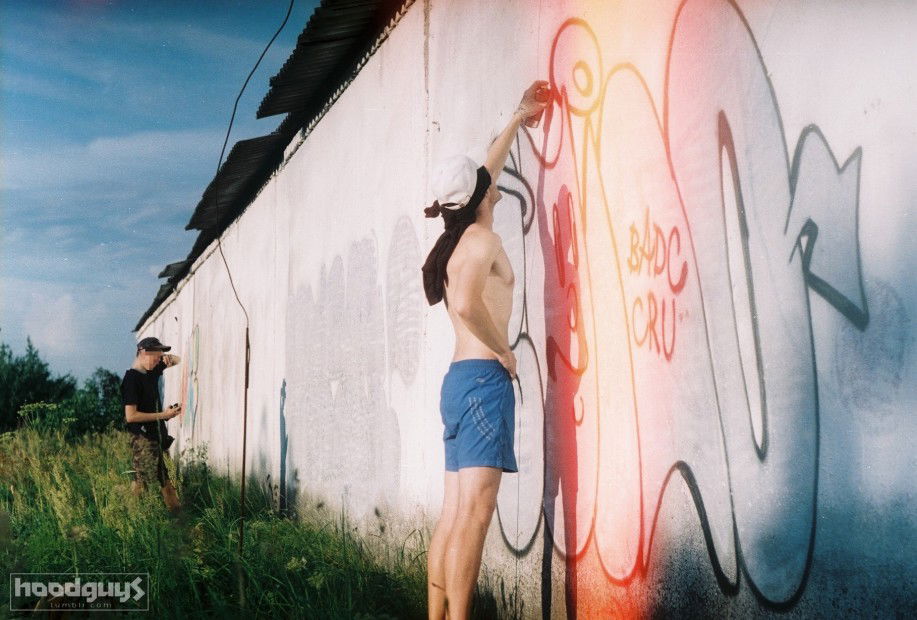 Graffiti Artwork - Photo by HOODGUYS