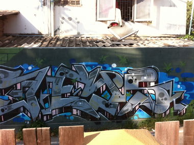 Graffiti Wall - Photo by HOYA - jeys, chiang, mai