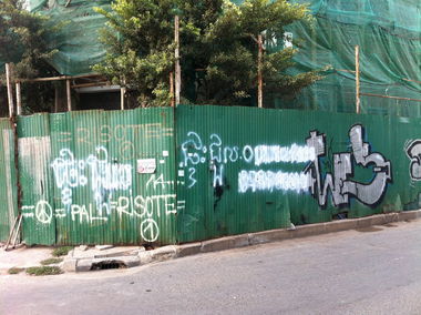 Graffiti Bombing - Photo by HOYA - risote, PAL, WS