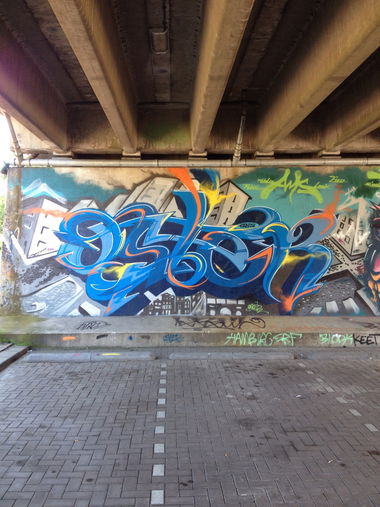 Graffiti Wall - Photo by HOYA - amsterdam