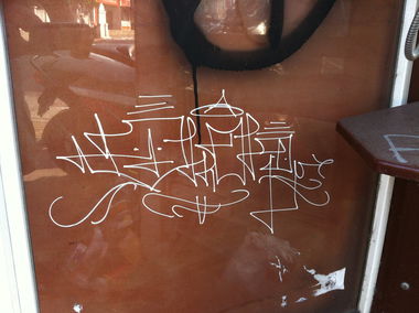 Graffiti Artwork - Photo by HOYA - chiang, mai