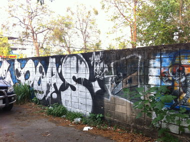 Graffiti Bombing - Photo by HOYA - poas, chiang, mai