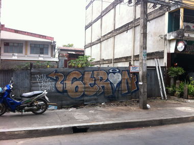 Graffiti Bombing - Photo by HOYA - 6tron, chiang, rai