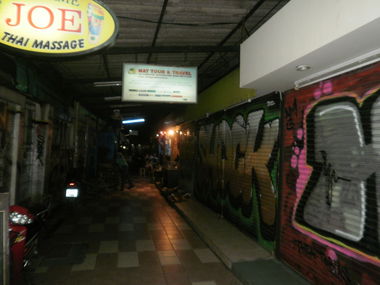 Graffiti Bombing - Photo by HOYA - shock, bangkok, thailand