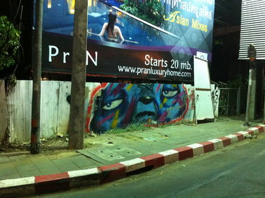 Graffiti Street Art - Photo by HOYA - chiang, mai