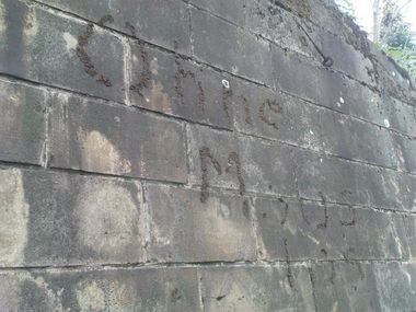 Graffiti Street Art - Photo by HOYA - ohne, moss, nix