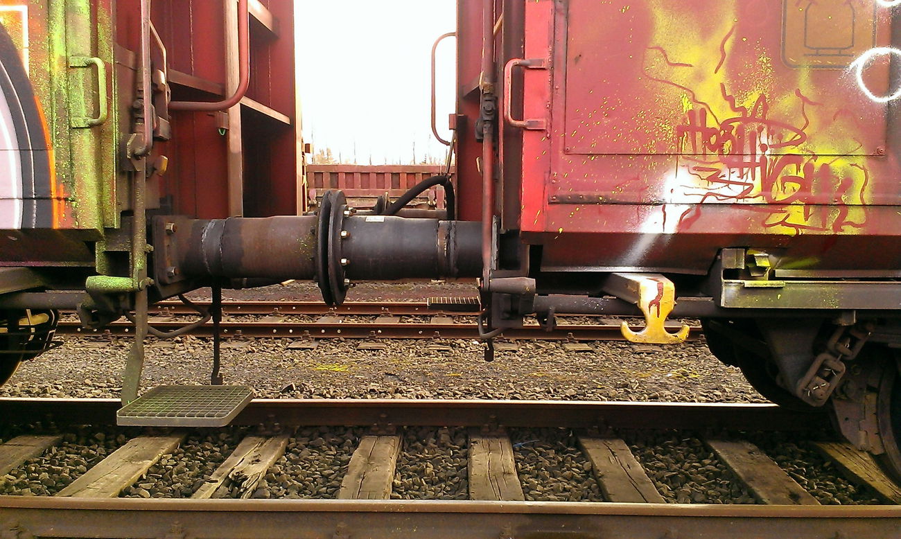 Graffiti Train - Photo by HYaeNE - 3H, Dortmund