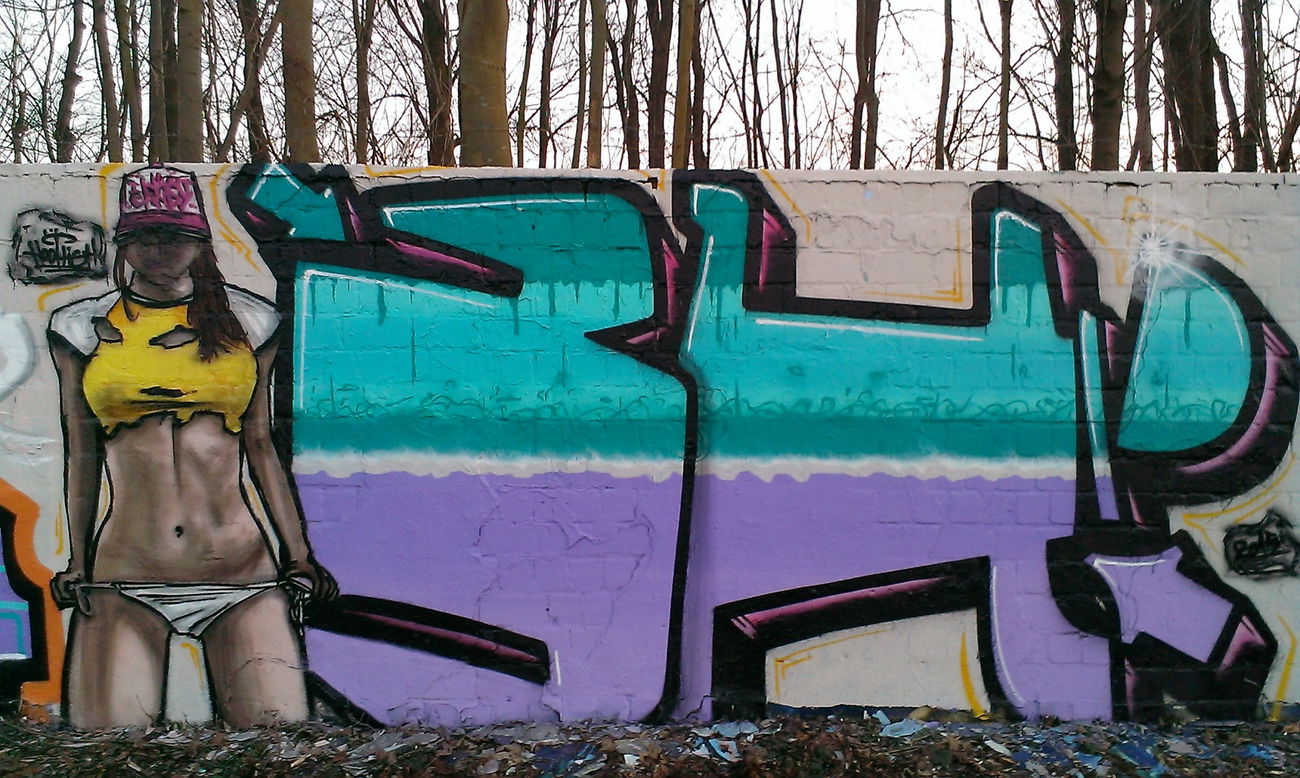 Graffiti Wall - Photo by HYaeNE - 3H, Dortmund
