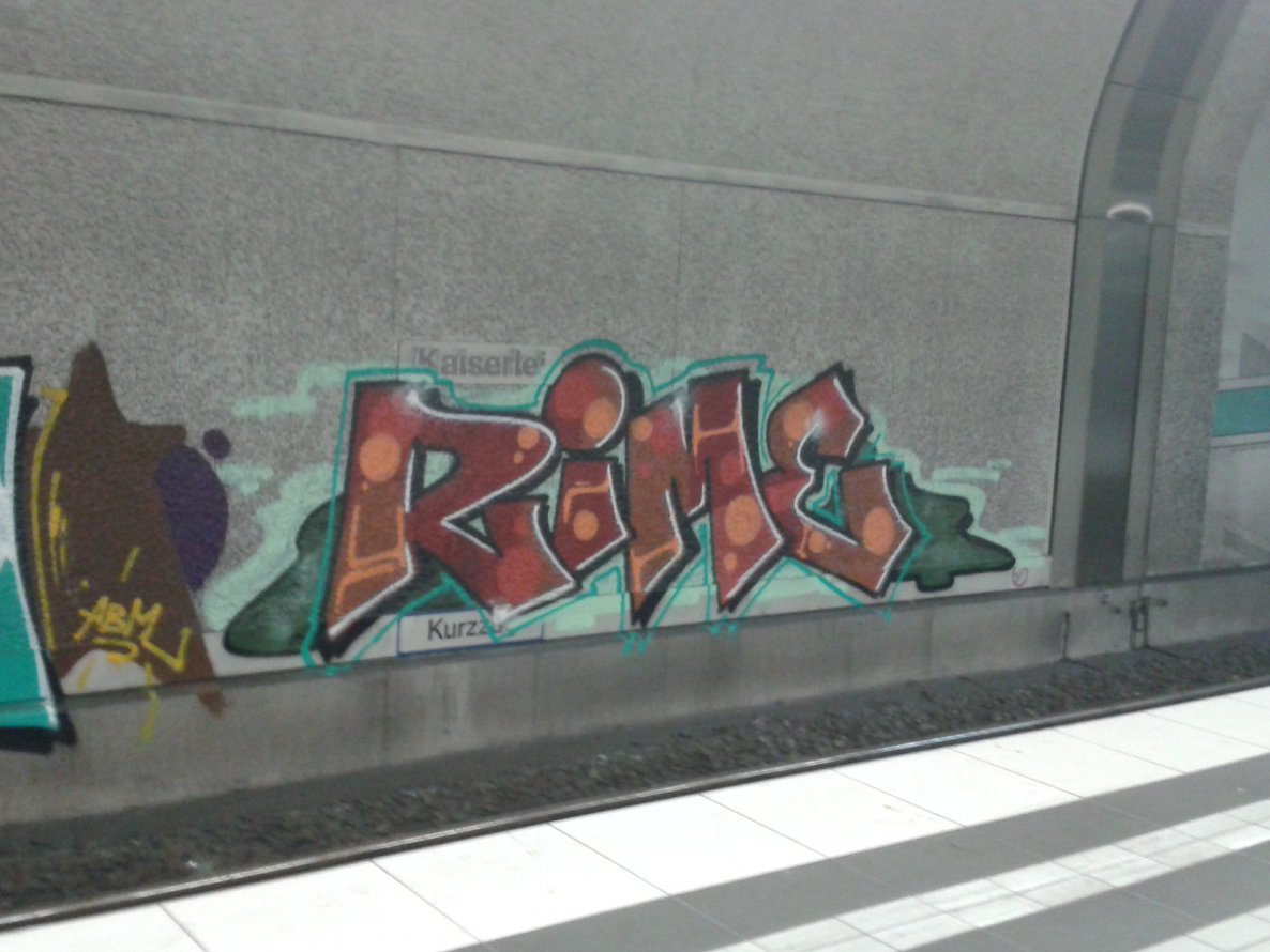 Graffiti Wall - Photo by HaCksau - RIME