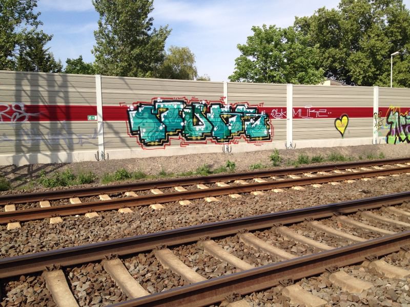 Graffiti Wall - Photo by HaCksau - muks