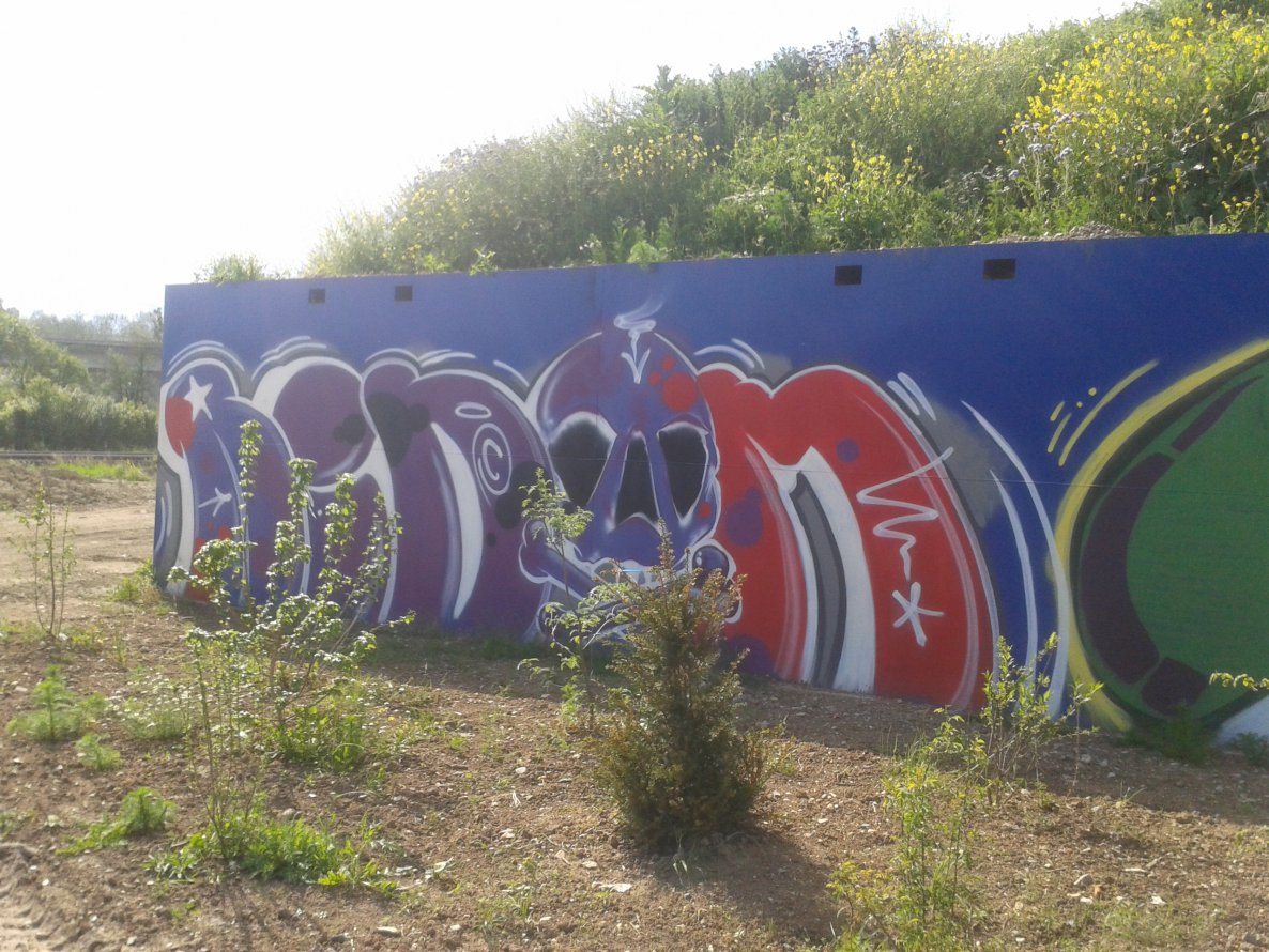 Graffiti Wall - Photo by HaCksau