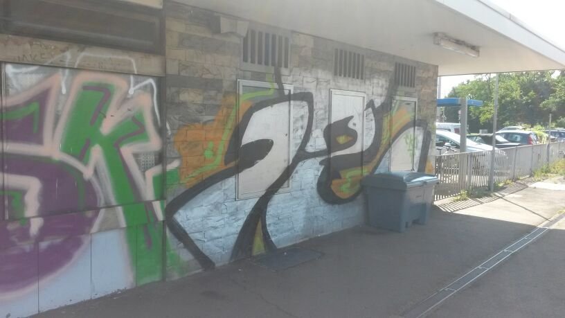 Graffiti Wall - Photo by HaCksau - 12