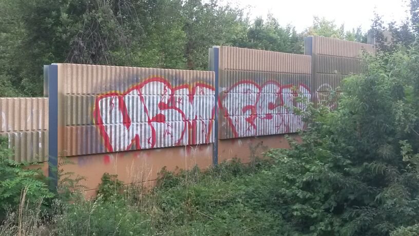 Graffiti Wall - Photo by HaCksau