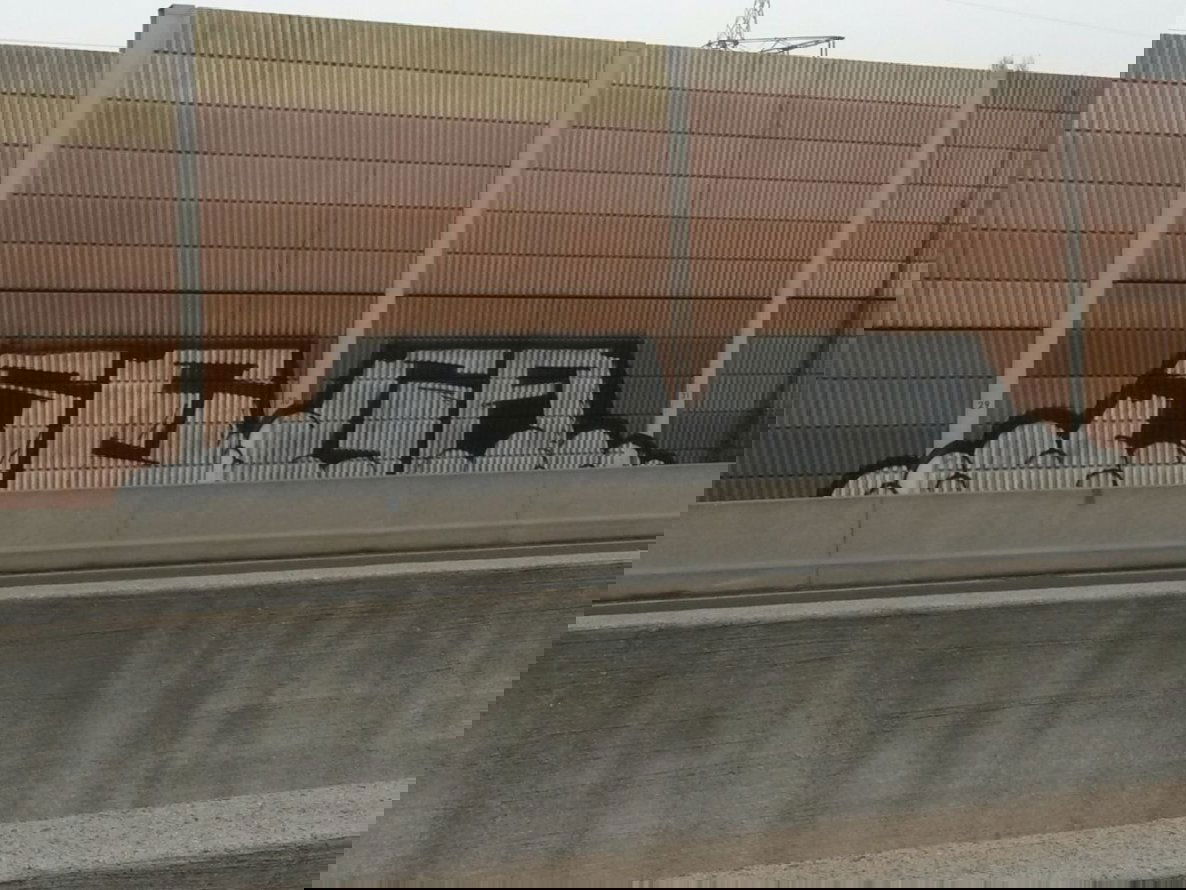 Graffiti Wall - Photo by HaCksau - sega