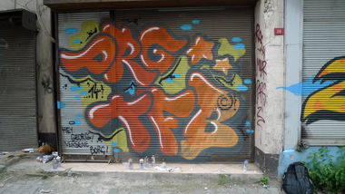 Graffiti Wall in Istanbul - Photo by HacksawDimJuggan - ORG, TFB (2014)