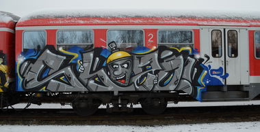 Graffiti Train - Photo by Hall3rOT - SHIZO